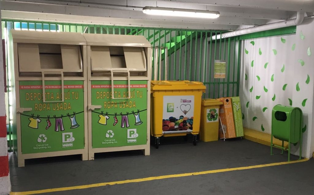 Instalados dos nuevos contenedores en el parking Triana de Las Palmas